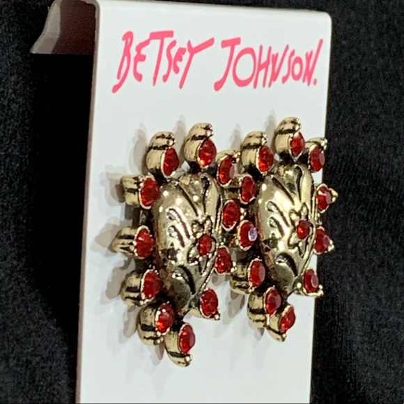 BETSEY JOHNSON Sparkling Red & Gold Floral HEARTS POST EARRINGS! Sweet Love Gift - Picture 4 of 6